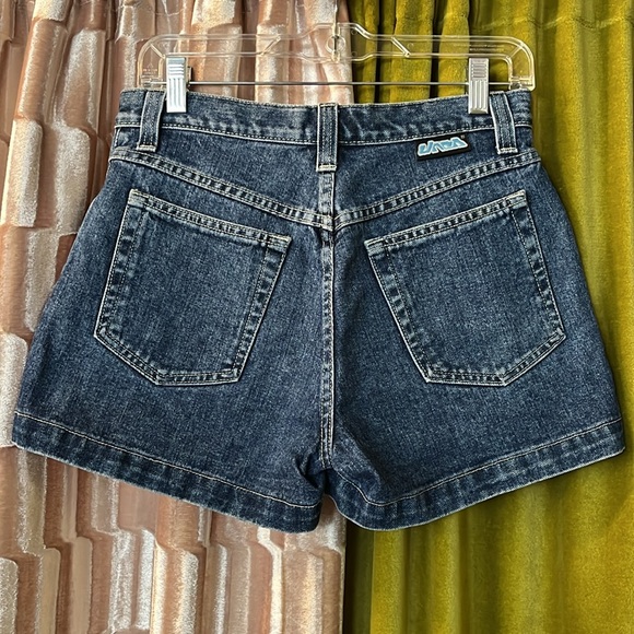 Vintage JNCO Women's Denim Shorts Size 5/6 - Picture 2 of 5